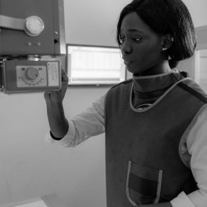 Machine Learning in Medical Imaging: Improving Accuracy and Efficiency